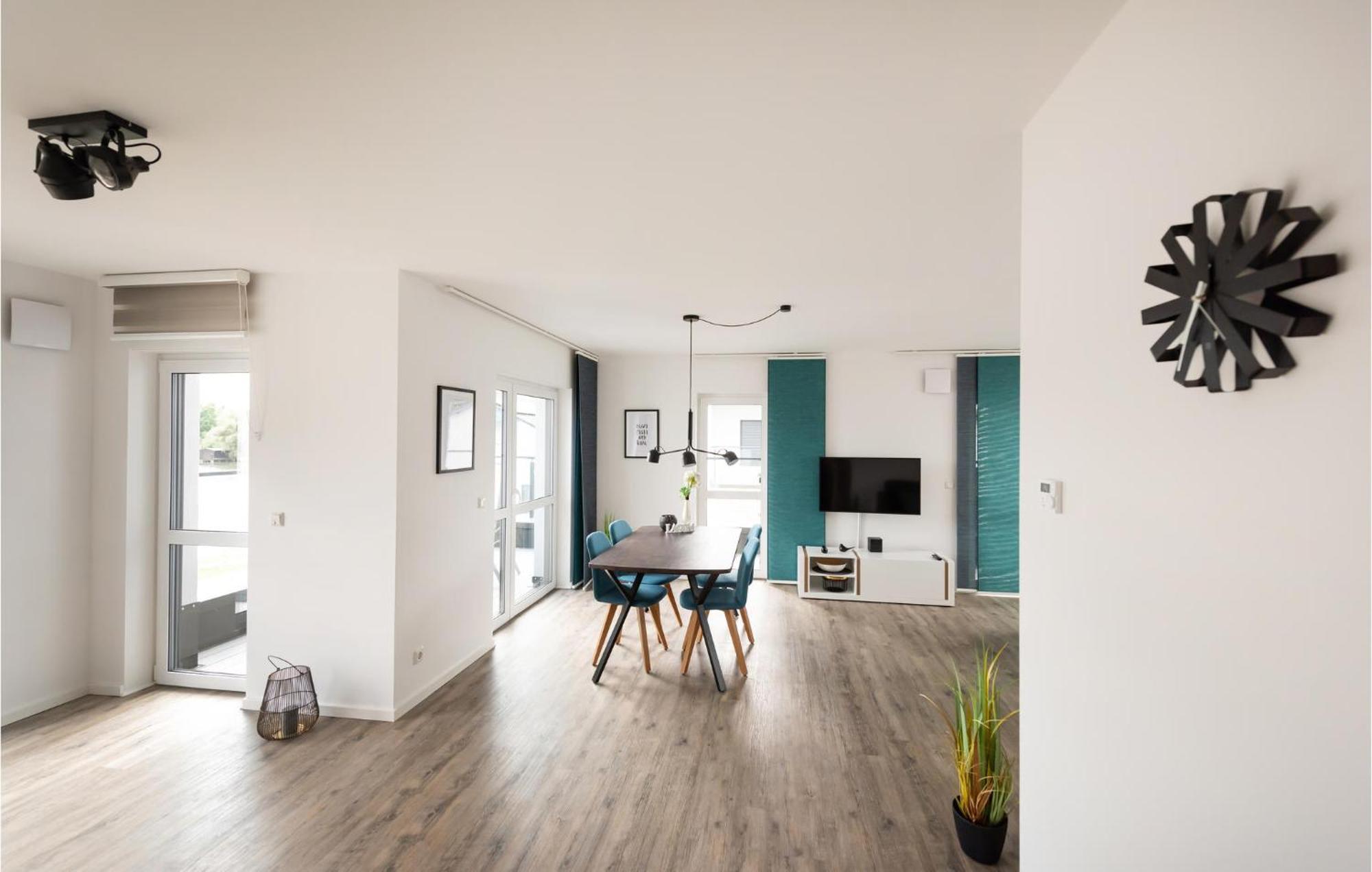 Amazing Apartment In Rechlin With Kitchen Εξωτερικό φωτογραφία