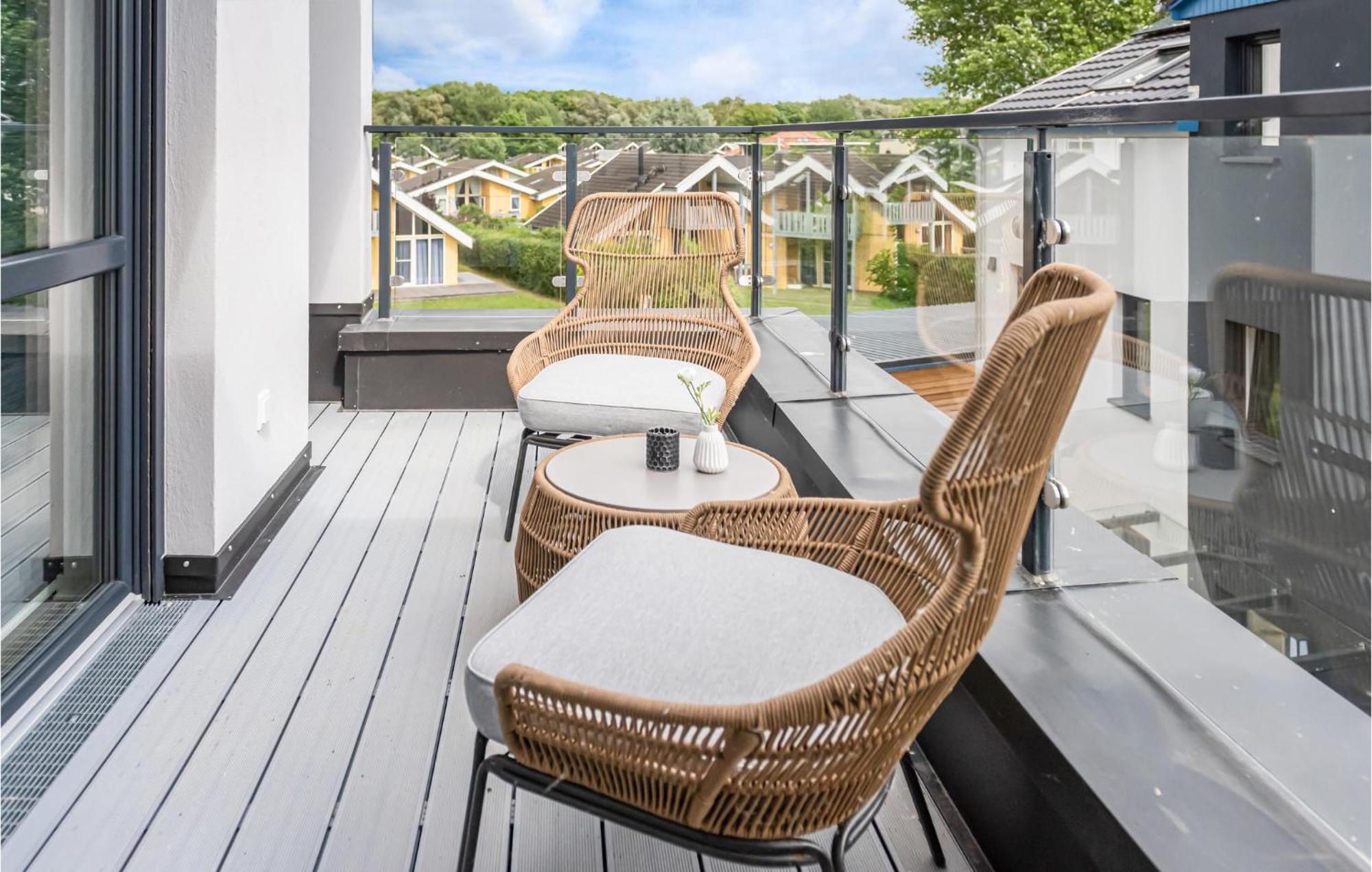 Amazing Apartment In Rechlin With Kitchen Εξωτερικό φωτογραφία